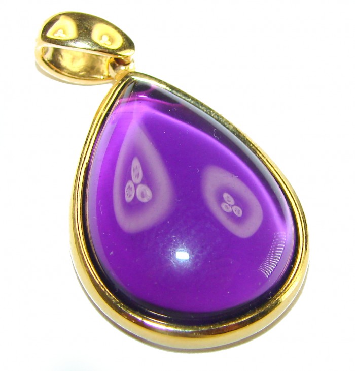Beautiful Simplicity 14.5 carat Amethyst 14K Gold over .925 Sterling Silver handcrafted Pendant