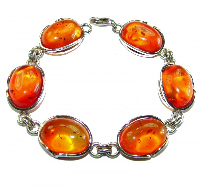 Excellent quality Baltic Amber .925 Sterling Silver entirely handcrafted Bracelet