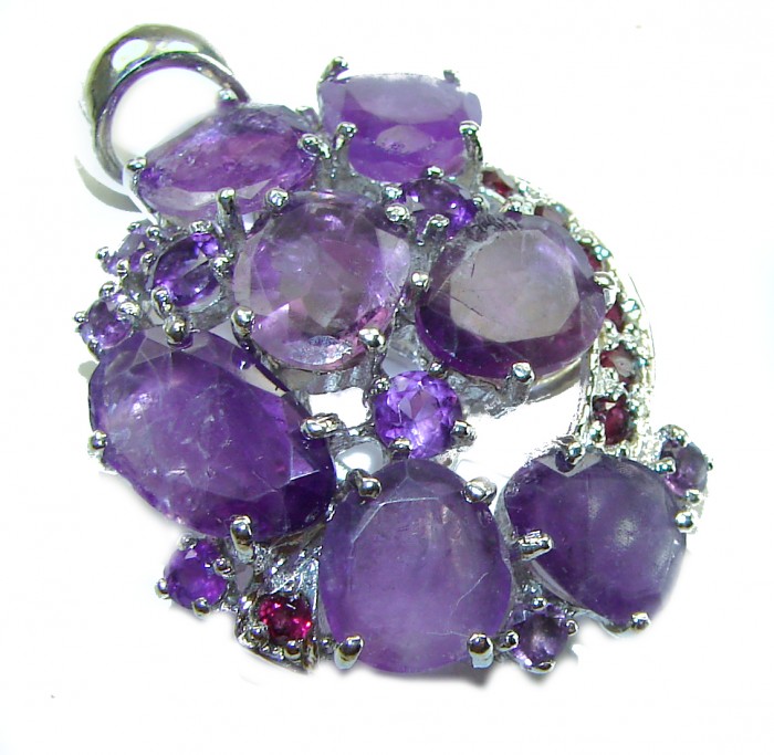 Beautiful Purple Treasure 22.5 carat Amethyst .925 Sterling Silver handcrafted Pendant
