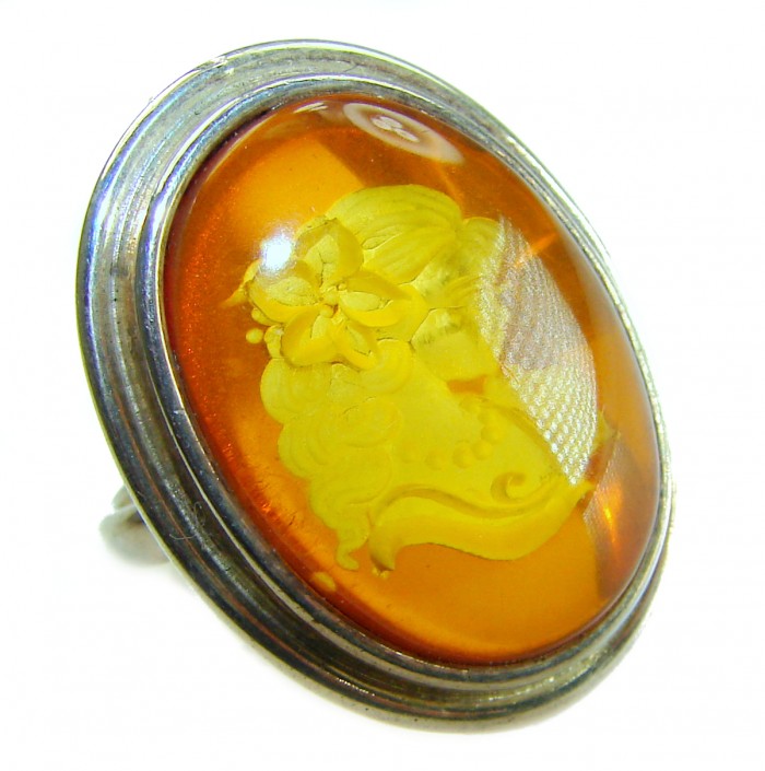 Beautiful Authentic carved Cameo Baltic Amber .925 Sterling Silver handcrafted ring; s. 8