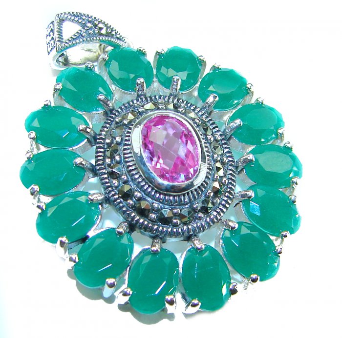Timeless Beauty - Oval cut 15.4 carat Pink Sapphire Emerald .925 Sterling Silver handcrafted pendant - video