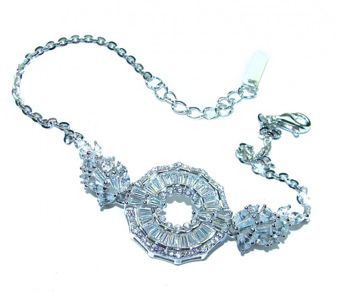 Art Deco - Luxurious natural 22.5 carat White Topaz .925 Sterling Silver Perfectly handcrafted Bracelet
