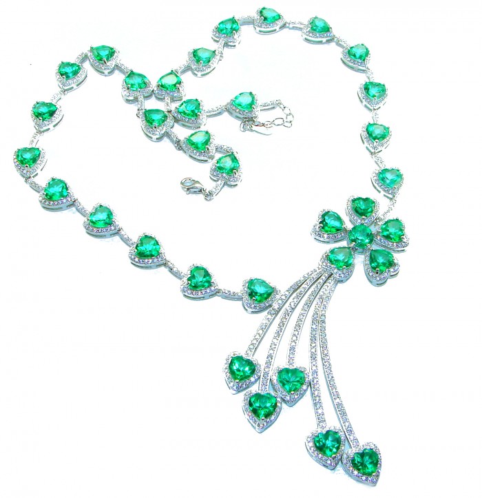 Exceptional - Green Hearts - 155.7 carat Peridot .925 Sterling Silver luxuriously Handcrafted Statement necklace