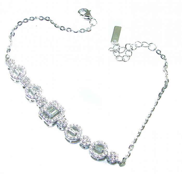 Art Deco - Luxurious natural 6.5 carat White Topaz .925 Sterling Silver Perfectly handcrafted Bracelet