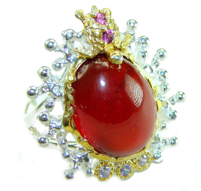 Crimson Fire 22.5 carat Red Garnet 2 tones .925 Sterling Silver handcrafted ring; s. 8