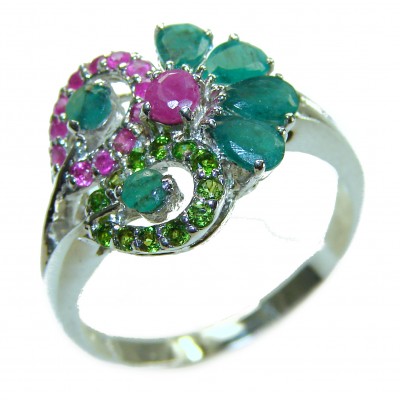 Luxurious 10.5 carat Emerald Ruby .925 Sterling Silver handcrafted Cocktail Ring s. 9