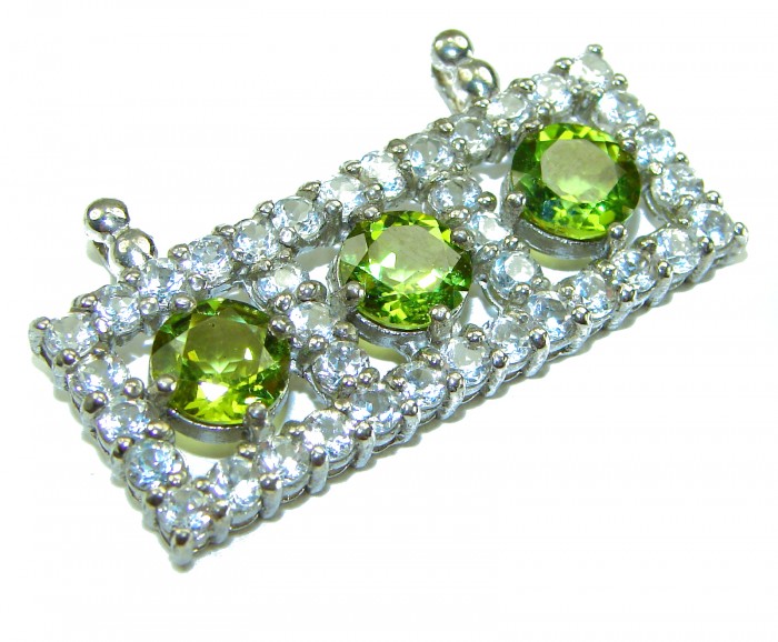 Mystery 22.6 carat Green Peridot .925 Sterling Silver handcrafted pendant