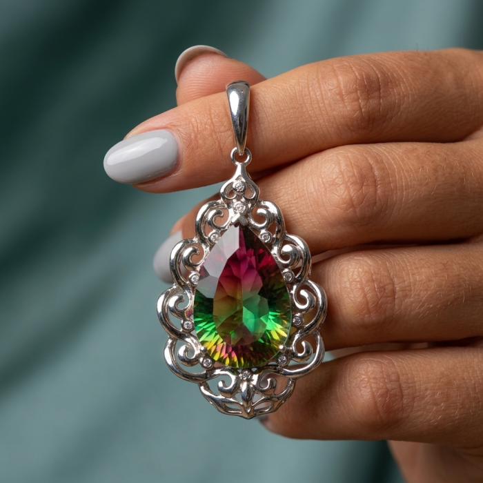 25.2 carat pear cut Brazilian Tourmaline .925 Sterling Silver Perfectly handcrafted pendant - video