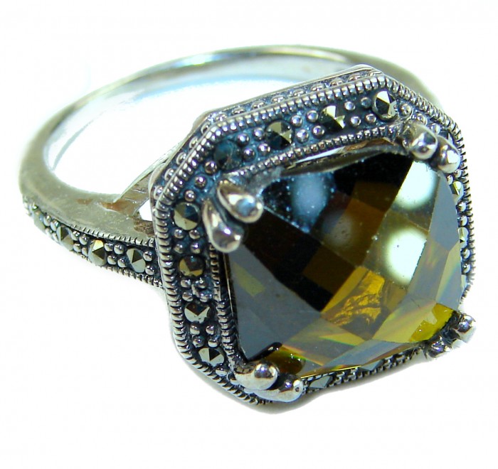 Exotic Beauty oval cut 22.5 carat Helenite .925 Sterling Silver dipped in Real Gold handmade Ring s. 9
