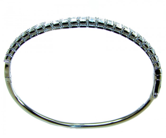 Precious Genuine 10.5 carat White Topaz .925 Sterling Silver handcrafted Bracelet - Side view of 10.5 carat white topaz sterling silver bracelet