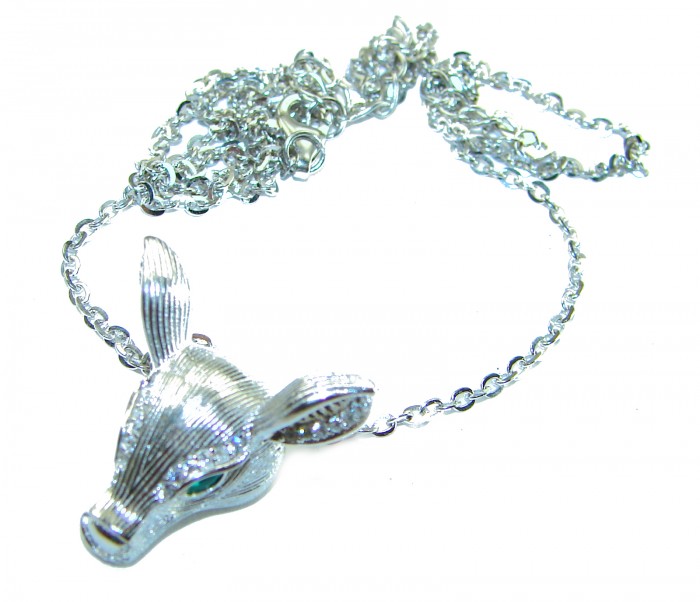 Deer'S Head 0.7 carat Emerald .925 Sterling Silver handmade Statement necklace - Sterling silver deer head necklace with emerald, top view.
