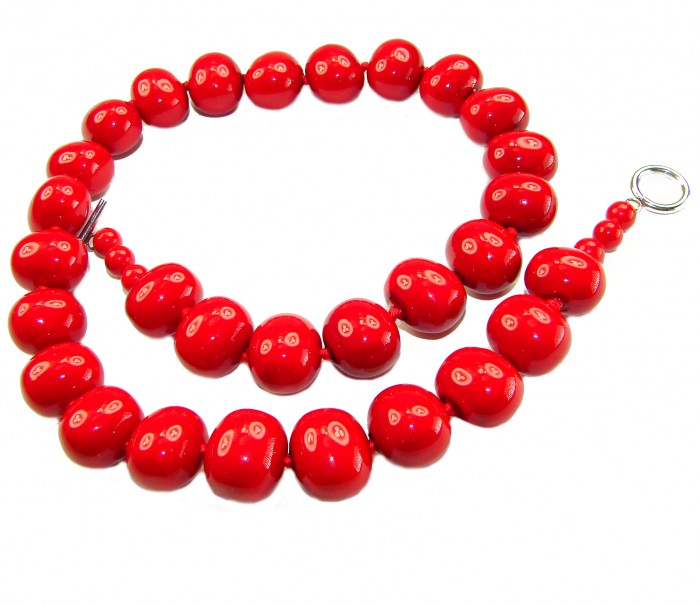 ESTANCIA Sublime natural Red Fossilized Coral Sterling Silver handmade Necklace - Red fossilized coral necklace, close-up of beads and clasp.