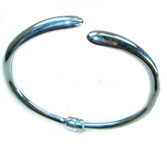 Fancy highly polished .925 Sterling Silver handcrafted Statement Italy made Bracelet - Top view of polished .925 Sterling Silver handcrafted bracelet.