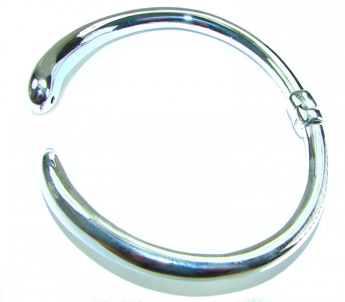 Fancy .925 Sterling Silver handcrafted Statement Italy made Bracelet / Cuff - Top view of .925 Sterling Silver statement bracelet with clasp detail