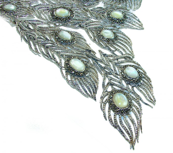 HUGE 102.9 grams Peacock Feather design genuine Blister Pearl .925 Sterling Silver handcrafted Necklace - Close-up of peacock feather design jewelry with blister pearls.