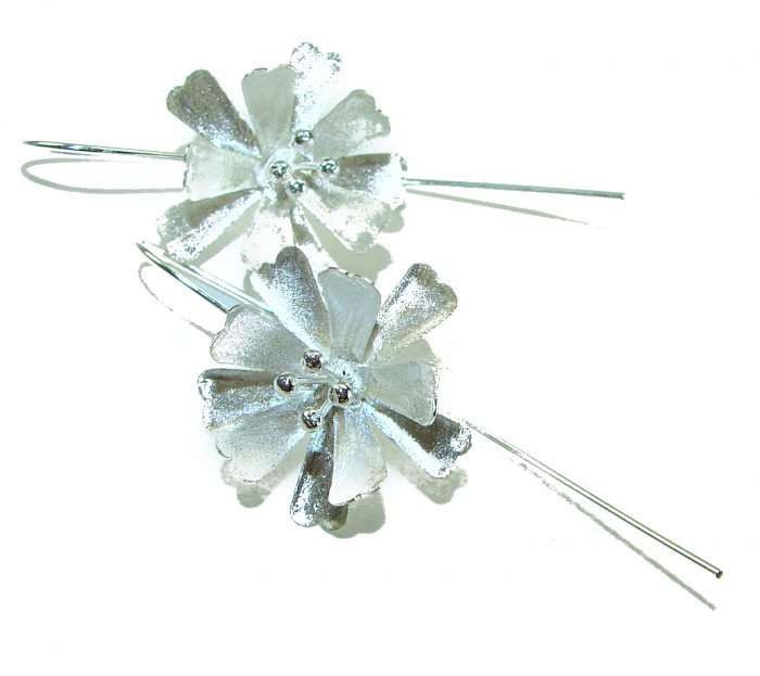 Silver Flowers Italy made .925 Sterling Silver Earrings - Side view of silver flower earrings, Italy made, .925 sterling silver.