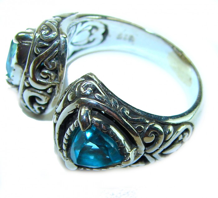 Purity 8.8 carat authentic Swiss Blue Topaz .925 Sterling Silver handmade Ring size 6 - Close-up of Swiss Blue Topaz ring in .925 Sterling Silver.