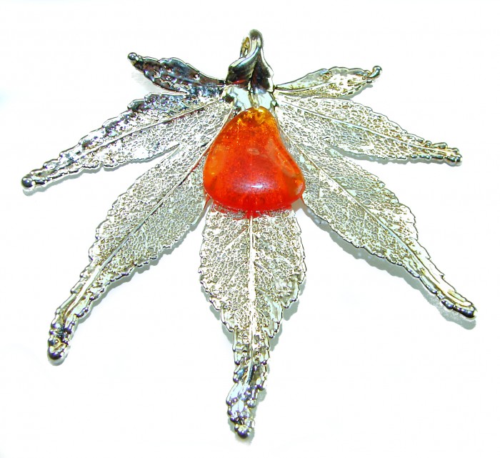 Rain Drop REAL Leaf dipped in Sterling Silver 9.8 carat Golden Opal & .925 Sterling Silver Pendant - Silver leaf pendant with amber stone, front view.