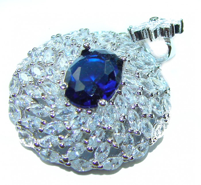 Luxurious 5.5 carat Sapphire White Sapphire .925 Sterling Silver handcrafted pendant - Close-up of luxurious sapphire and white sapphire pendant.