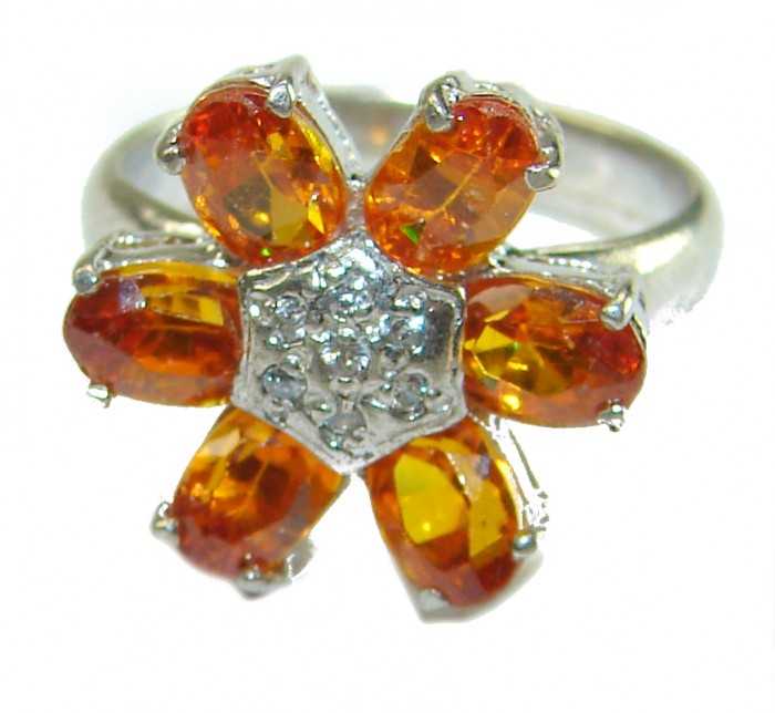 5.2 carat Orange Sapphire .925 Sterling Silver Handcrafted Ring size 6 - Orange Sapphire ring in sterling silver, top view close-up.