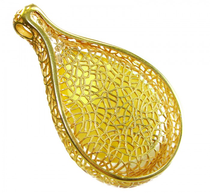 Tiffany Prehistoric Authentic Buttescotch Baltic Amber 22K Gold over .925 Sterling Silver beautifully handcrafted Pendant - Close-up of Tiffany Baltic Amber pendant with intricate gold lattice design