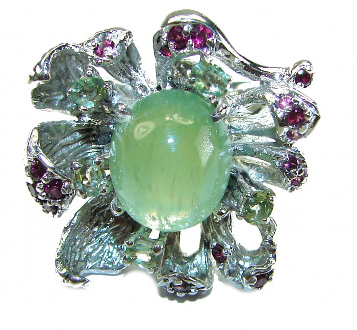 Born to Glam authentic 15.9 carat Prehnite .925 Sterling Silver handcrafted Large ring s. 8 - Front view of Born to Glam 15.9 carat Prehnite sterling silver ring