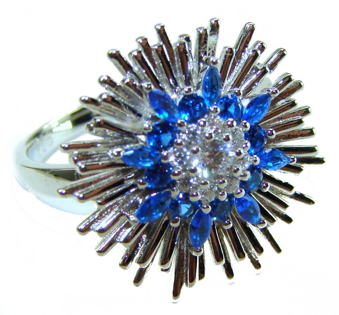 Blue Star 6.9 carat authentic Sapphire .925 Sterling Silver Handcrafted Ring size 7 - Close-up of Blue Star Sapphire ring in .925 Sterling Silver
