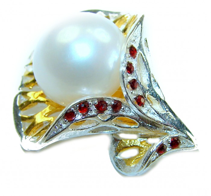 Real Freshwater Pearl 18K Gold over .925 Sterling Silver handmade Pendant - Close-up of pearl ring with red gems, gold and silver leaf design.