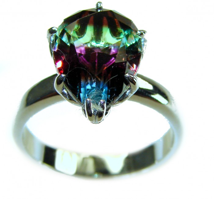 8.8 carat Brazilian Tourmaline .925 Sterling Silver Perfectly handcrafted Ring s. 8 - Close-up of 8.8 carat Brazilian Tourmaline ring in sterling silver.