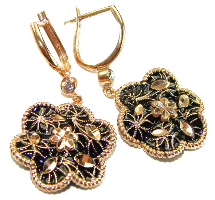 Dubai Style - Golden Flowers black enamel .925 Sterling Silver dipped in 22K Rose Gold handmade Earrings - Dubai Style earrings, black enamel with golden floral design, top view.