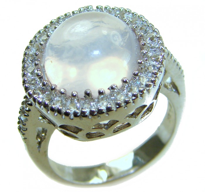 Vintage Design - Brazilian Rose Quartz 8.5 carat .925 Sterling Silver handcrafted Ring size 6 1/4 - Close-up of vintage design ring with Brazilian Rose Quartz on silver band