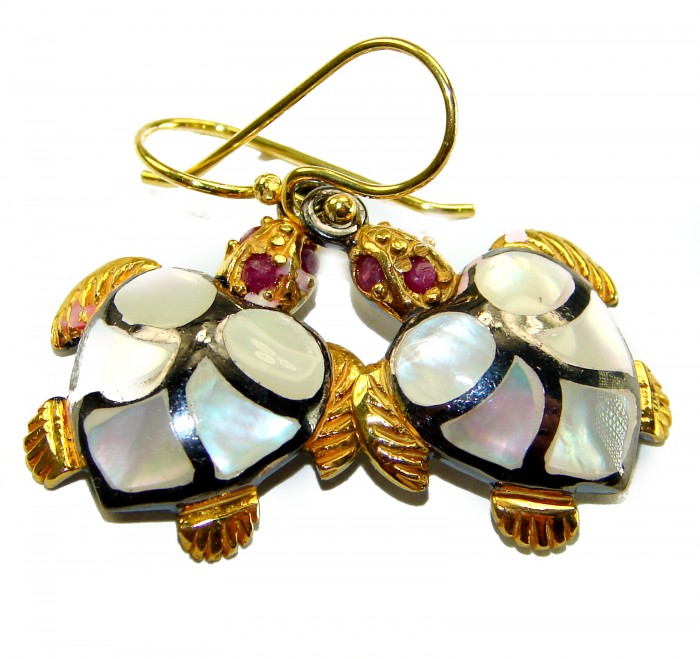 SEA TURTLES Style genuine Pearl 18K Gold over .925 Sterling Silver earrings - Close-up of sea turtle earrings with pearl and gold detailing.