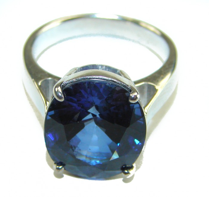 Nautilus 10.8 carat London Blue Topaz .925 Sterling Silver handcrafted Ring size 7 - Close-up of Nautilus 10.8 carat London Blue Topaz ring in sterling silver