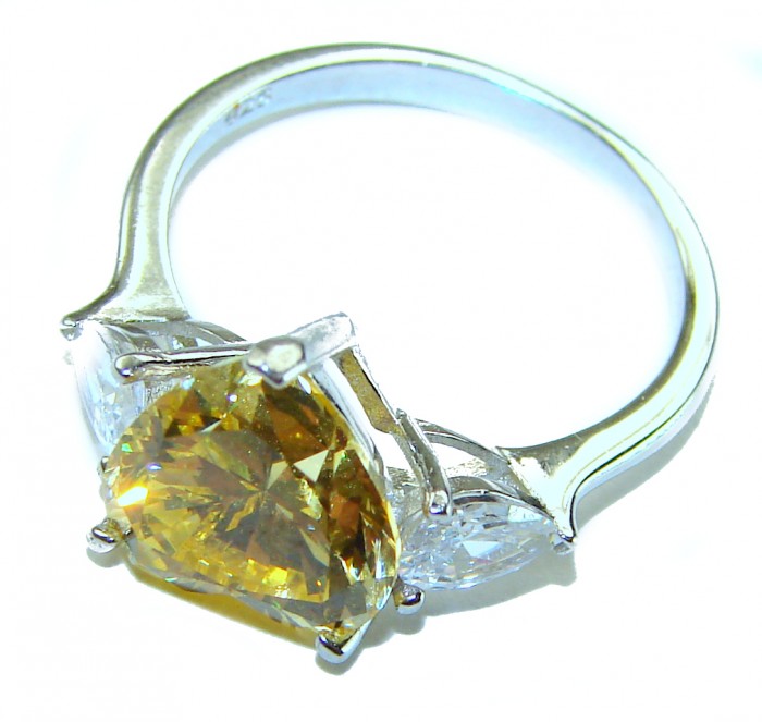 Endless Love 4.5 carat Heart cut Yellow Sapphire .925 Sterling Silver handcrafted ring; s. 8 - Close-up of Endless Love ring with heart-cut yellow sapphire.