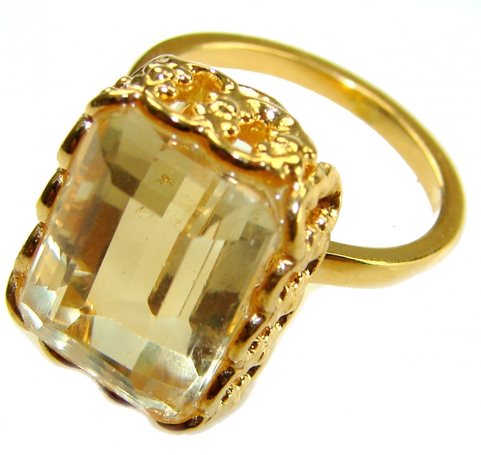 18.8 carat Genuine Lemon Quartz 14K Gold over .925 Sterling Silver handcrafted ring size 9 1/4 - Close-up of 18.8 ct lemon quartz ring in 14K gold over silver setting