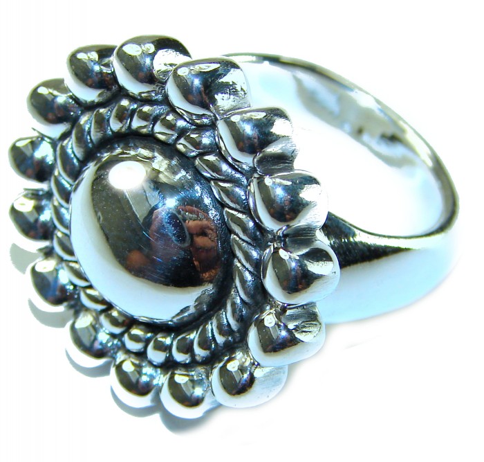 Precious Flower Bali made .925 Sterling Silver handcrafted Ring s. 8 - Close-up of Precious Flower Bali .925 Sterling Silver handcrafted ring.