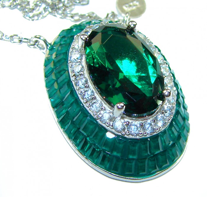 12.2 carat Graceful Natural Colombian Emerald .925 Sterling Silver handcrafted Statement necklace - Emerald pendant stone close-up with surrounding diamonds