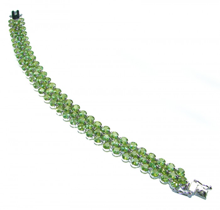Melissa - Great Masterpiece 102.2 carat genuine Peridot .925 Sterling Silver handmade Statement bracelet - Green peridot bracelet, side view showcasing the clasp and stones.
