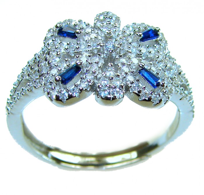 Art Deco 5.2 carat Sapphire White Topaz .925 Silver handcrafted Cocktail Ring s. 8 - Art Deco 5.2 carat Sapphire White Topaz Silver ring, top view close-up.