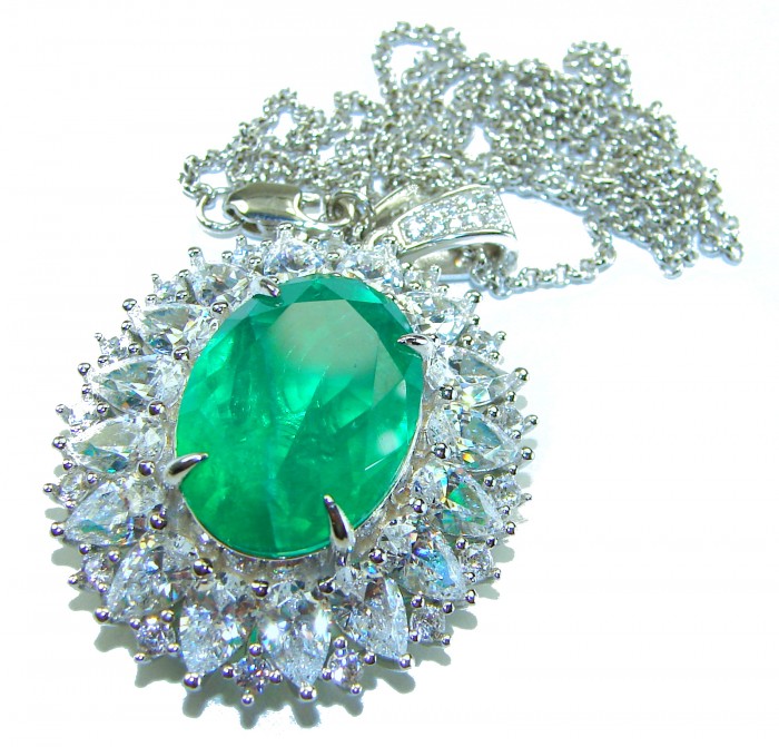 Heirloom authentic 20.9 carat Colombian Emerald .925 Sterling Silver handcrafted Statement necklace - Close-up of emerald necklace with diamond halo and silver chain.