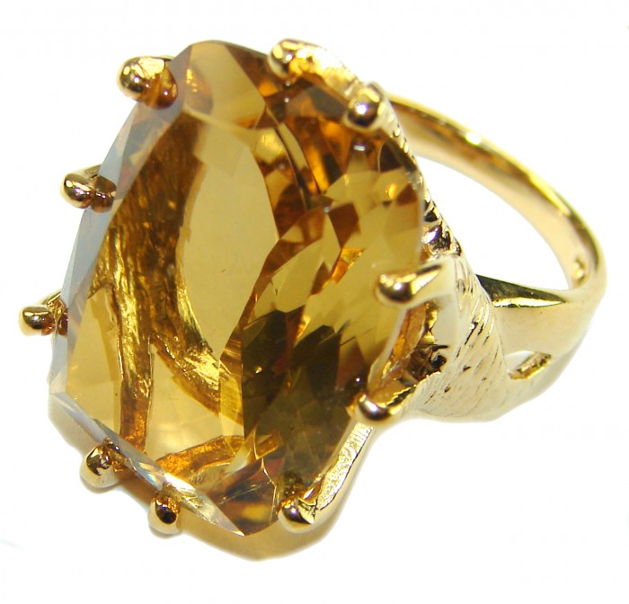 22.8 carat Genuine Lemon Quartz 14K Gold over .925 Sterling Silver handcrafted ring size 6 - Close-up of 22.8 carat lemon quartz ring in 14K gold over sterling silver.