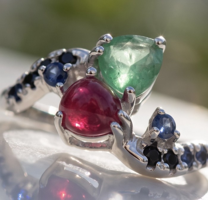 Blooming Garden 3.8 carat Mozambique Ruby Aquamarine rhodium over .925 Sterling Silver handmade Statement Ring size 8 - Stone close-up of Blooming Garden ring with ruby and aquamarine.