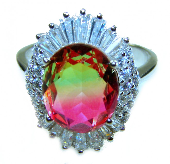 Magnificent 11.2 carat oval cut Pink Tourmaline .925 Silver handcrafted Cocktail Ring s. 7 3/4 - Close-up of 11.2 carat oval cut Pink Tourmaline ring in silver setting.