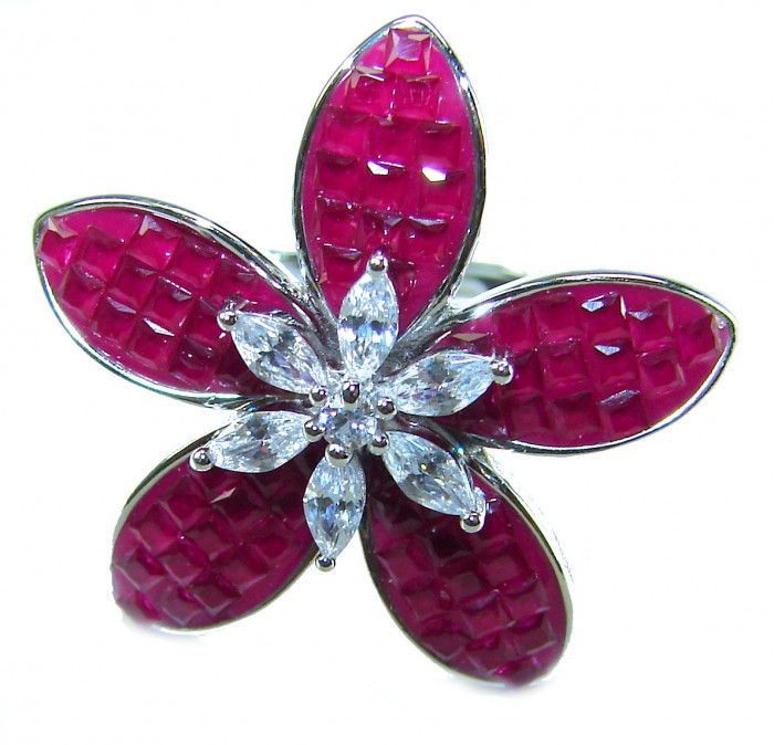 Luxurious Flower 12.5 carat natural Ruby .925 Sterling Silver handcrafted Ring size 7 - Ruby flower ring front view with sterling silver detailing