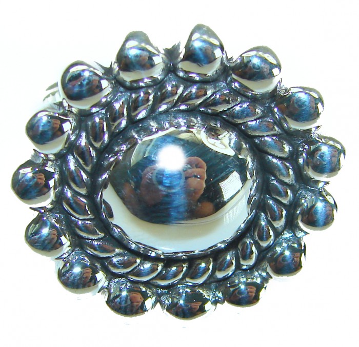 Precious Flower Bali made .925 Sterling Silver handcrafted Ring s. 8 - Top view of handcrafted sterling silver jewelry piece.