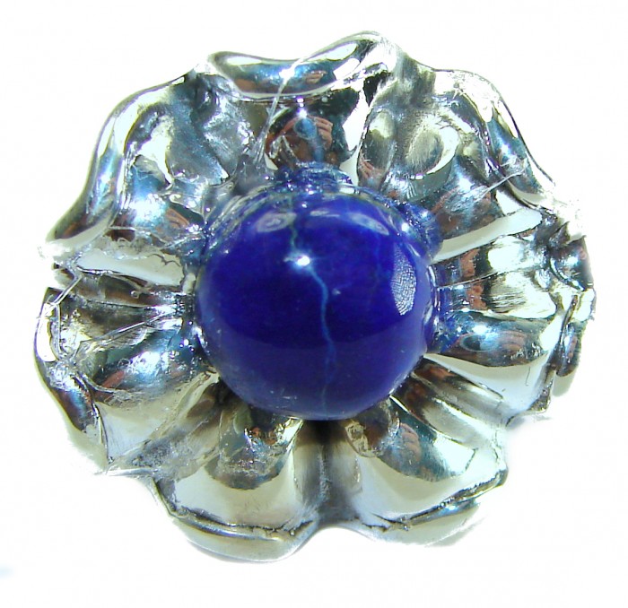 Authentic 6.5 carat LAPIS lazuli .925 Sterling Silver handcrafted Ring size 7 - Stone close-up of 6.5 carat lapis lazuli in sterling silver setting