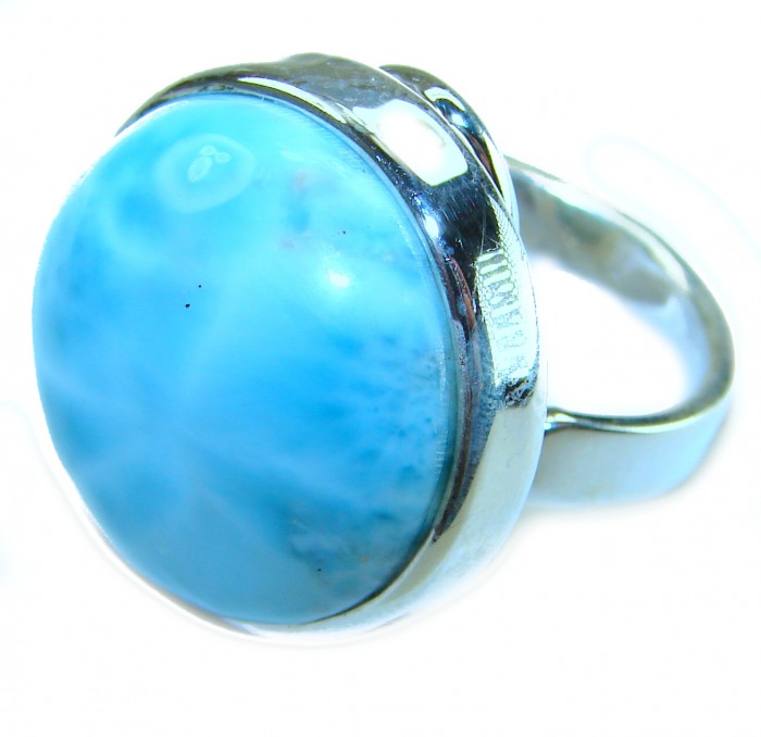 Caribbean Beauty 29.5 carat Genuine perfectly Blue Larimar .925 Sterling Silver handmade LARGE ring size 8 adjustable - Close-up of a blue Larimar ring set in silver.