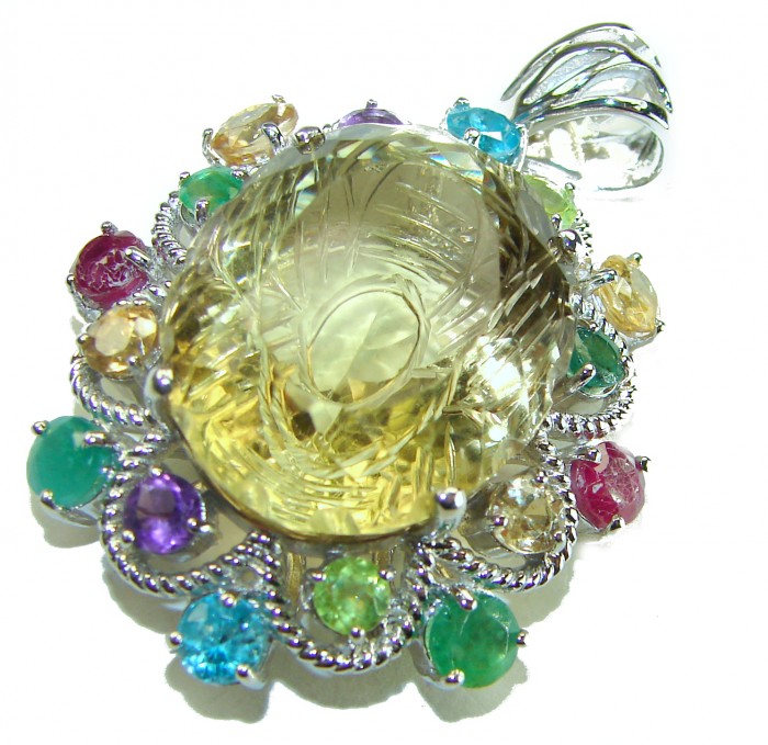 Luxury genuine 30.5 CARAT Champagne Topaz Peridot .925 Sterling Silver handmade Pendant - Close-up of luxury gemstone pendant with multicolored stones and topaz