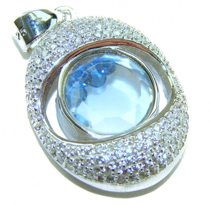 Floating Memories 10.5 carat Sapphire .925 Sterling Silver Handcrafted Statement pendant - Close-up of Sapphire sterling silver pendant with textured detail.