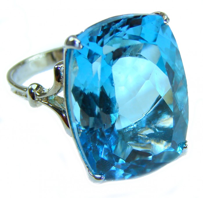 Poseidon 28.8 carat Swiss Blue Topaz .925 Sterling Silver handcrafted Large ring size 7 - Close-up of Poseidon 28.8 carat Swiss Blue Topaz in .925 Sterling Silver